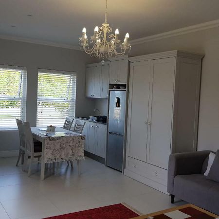 Coral Tree Apartment เฮอร์มานุส ภายนอก รูปภาพ