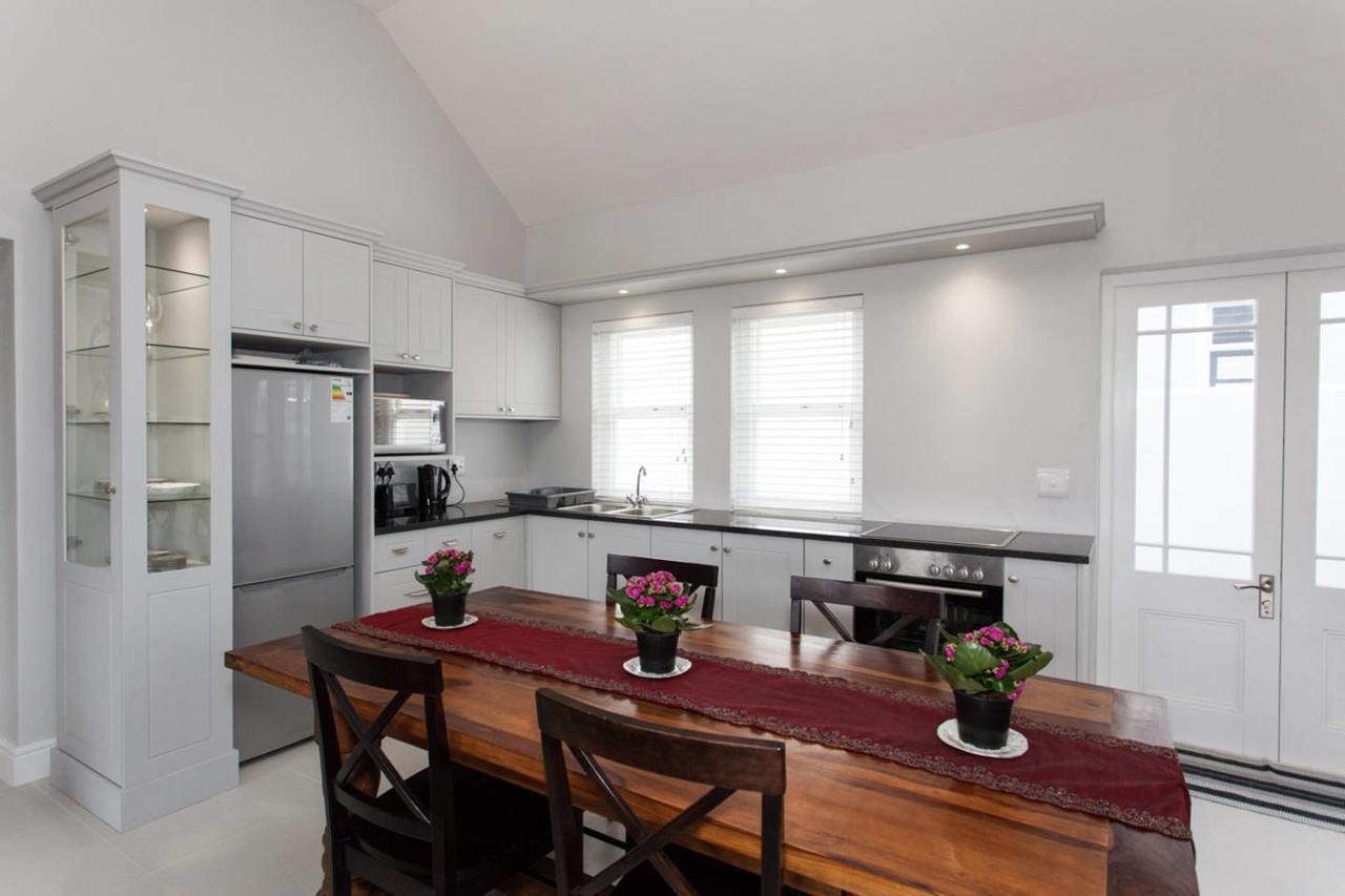 Coral Tree Apartment เฮอร์มานุส ภายนอก รูปภาพ